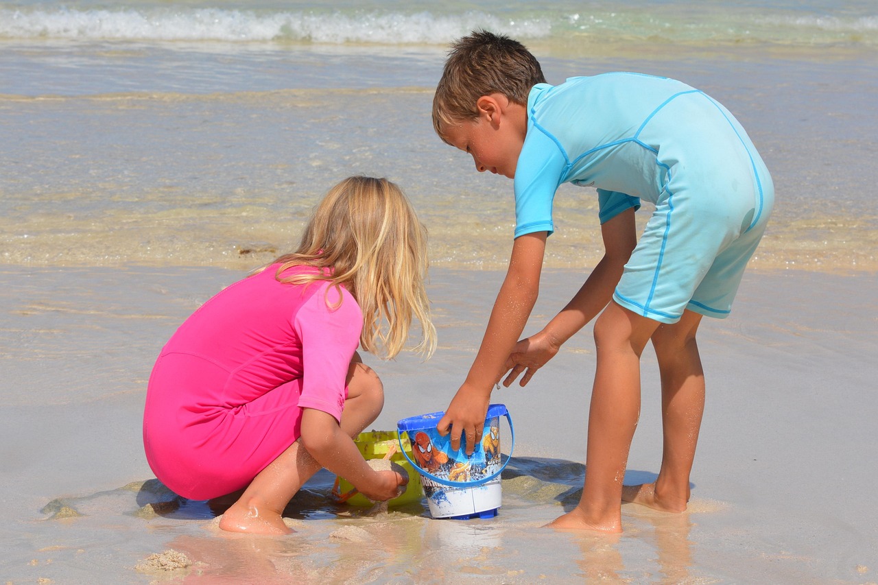 Ta’ familien med på stranden